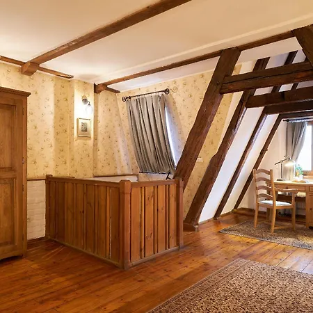 Vincent Oldtown 公寓 *